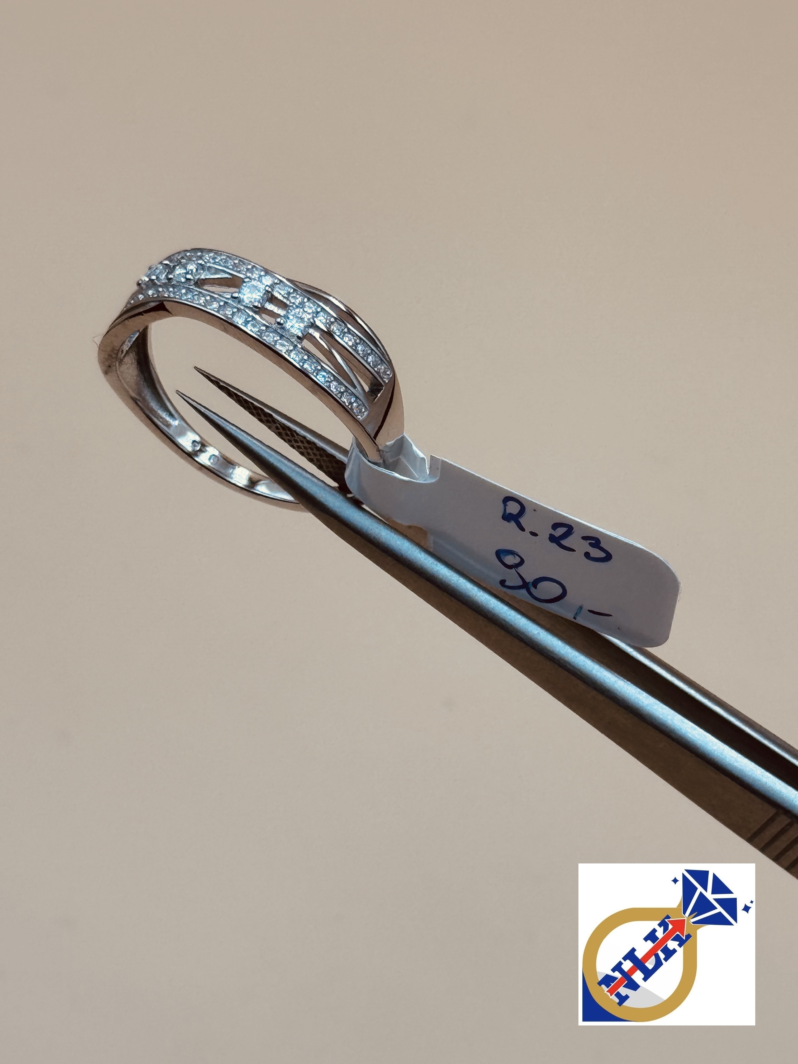 Piękny Srebrny Pierścionek próby 925 G20830
