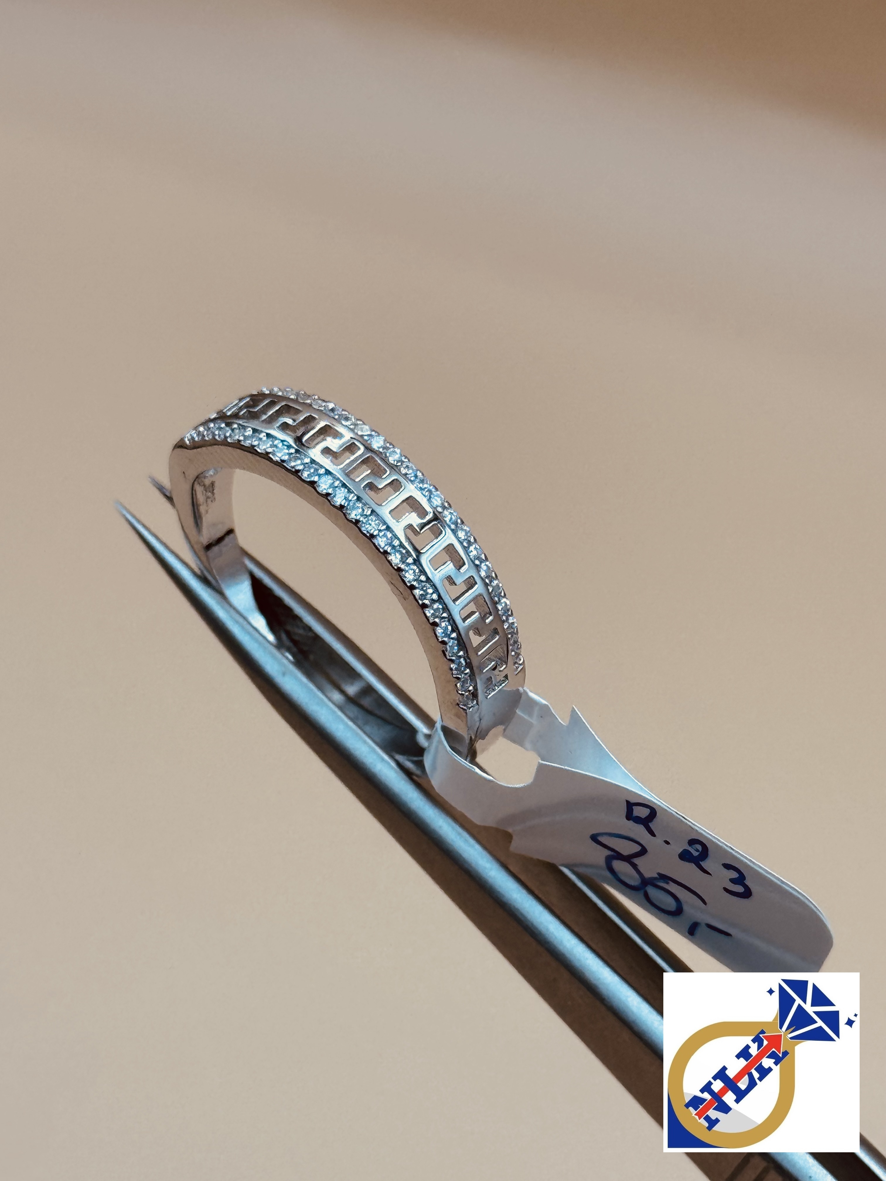 Piękny Srebrny Pierścionek próby 925 G20834