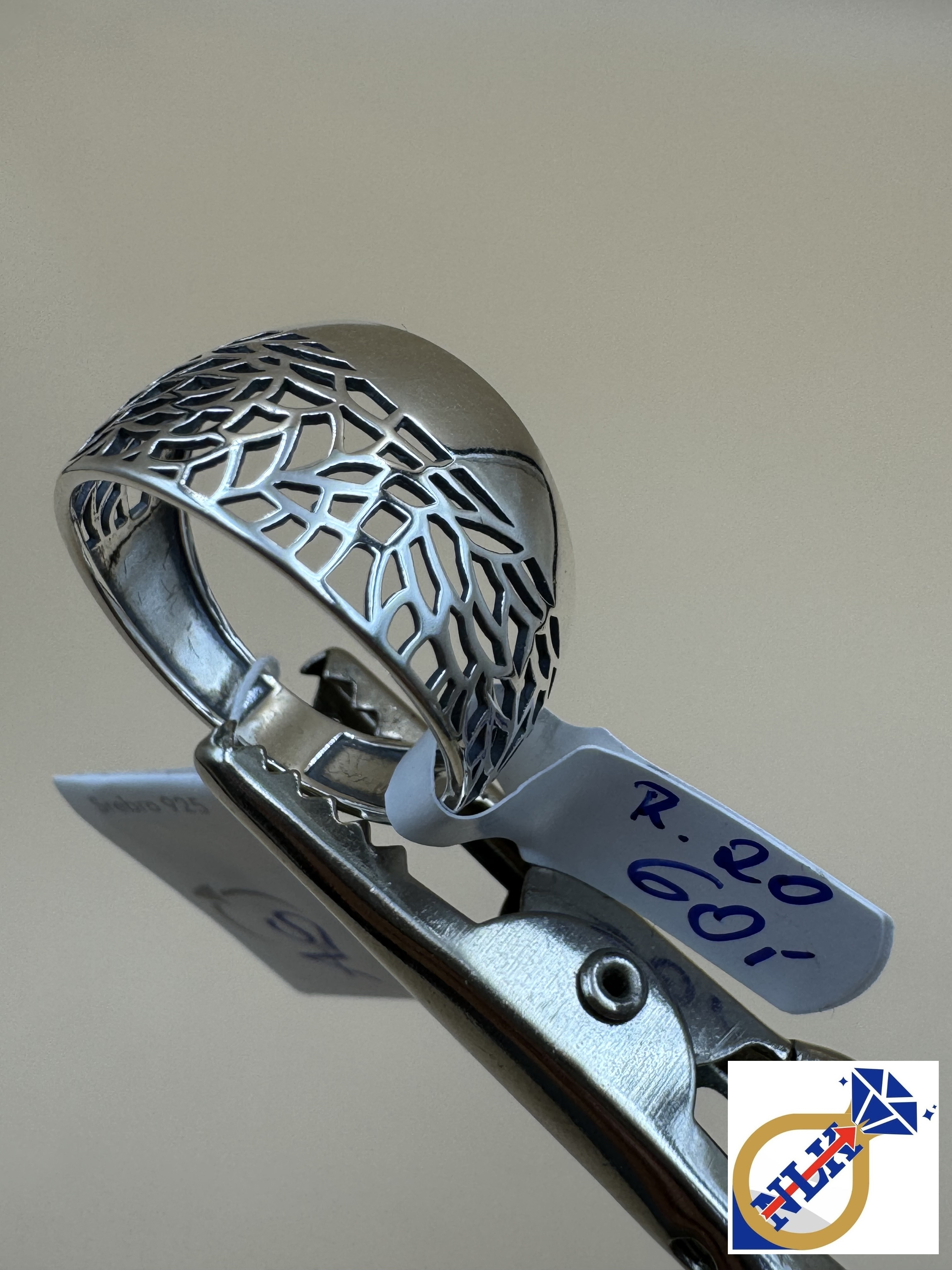 Srebrny Pierścionek Próby 925 G20525